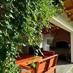 Rivus - Private Family Retreat Near