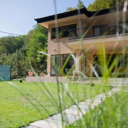 Rivus - Private Family Retreat Near Vila