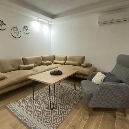 Rivus - Private Family Retreat Near