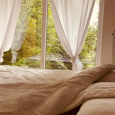 Rivus - Private Family Retreat Near